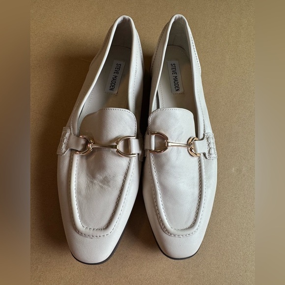 STEVE MADDEN LOAFERS WHITE SZ 9.5 - Picture 2 of 8
